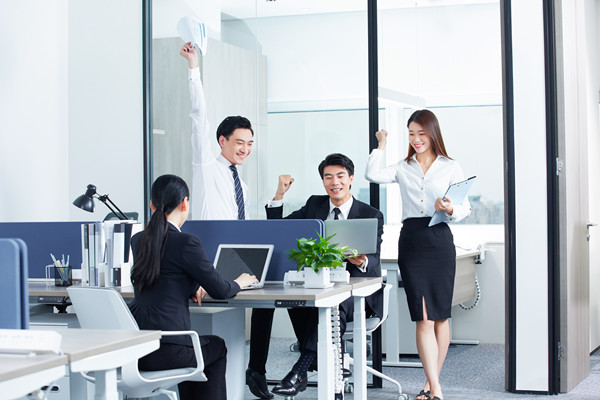 年度經(jīng)營計(jì)劃：聚焦核心業(yè)務(wù)，提升核心競爭力