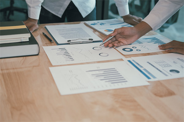 員工參與的績效改進計劃：員工主導，自我驅動的改進