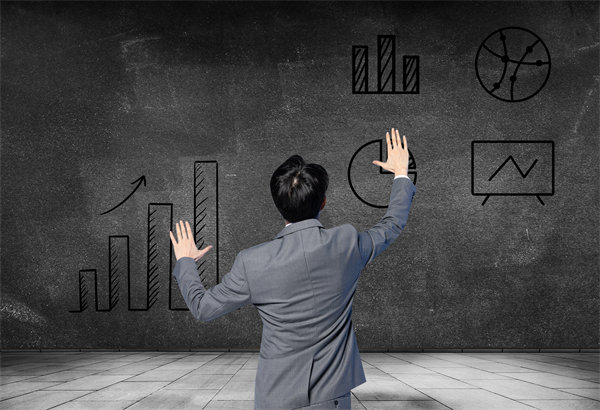 聚焦核心業(yè)務(wù)，優(yōu)化經(jīng)營(yíng)計(jì)劃，推動(dòng)企業(yè)高質(zhì)量發(fā)展