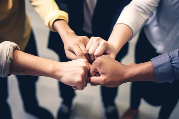 如何構建積極工作環境：促進員工滿意度與認同感？