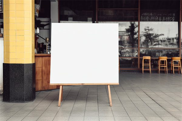 經濟全球化，如何調整年度經營計劃適應國際市場變化？