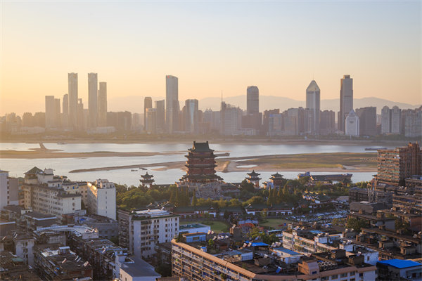 南昌本土管理咨詢公司如何打造差異化服務(wù)，贏得市場(chǎng)認(rèn)可？