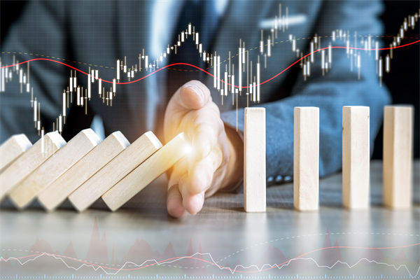 集團管控中，如何有效實施風險管理以保障企業穩健發展？