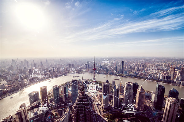 供應(yīng)鏈管理中，如何確保供應(yīng)鏈透明度與安全性？