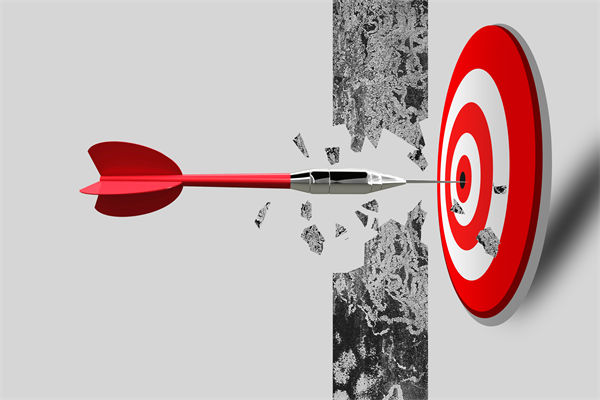 計劃執行過程監控嚴密，最終目標達成率為何偏低？