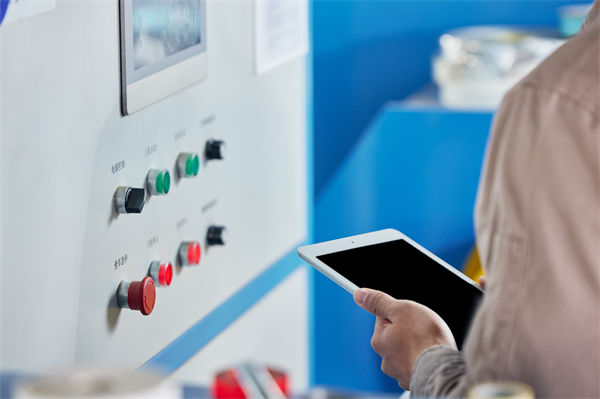 員工抵觸流程變革，數字化管理轉型如何真正落地？