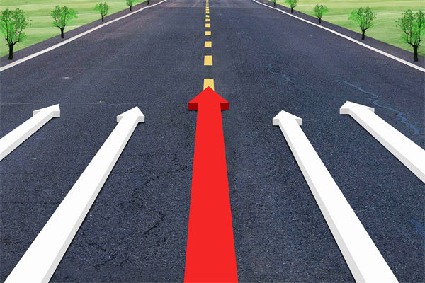 市場競爭白熱化，企業(yè)戰(zhàn)略管理如何構(gòu)建差異化優(yōu)勢？