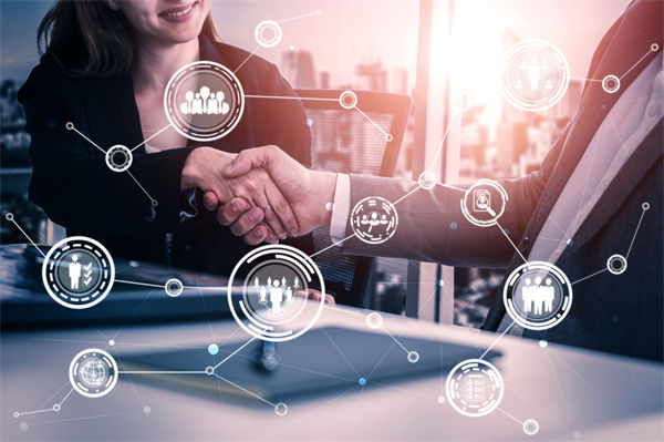 高鐵無座票與二等座同價引熱議，人力資源怎么看？