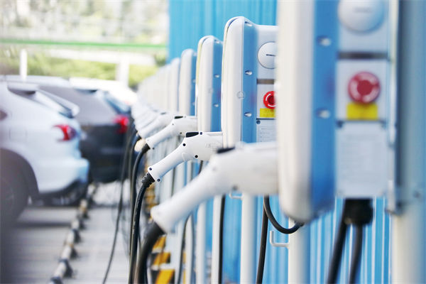 每5輛電動汽車就有2個充電樁，精益生產(chǎn)管理怎么看？