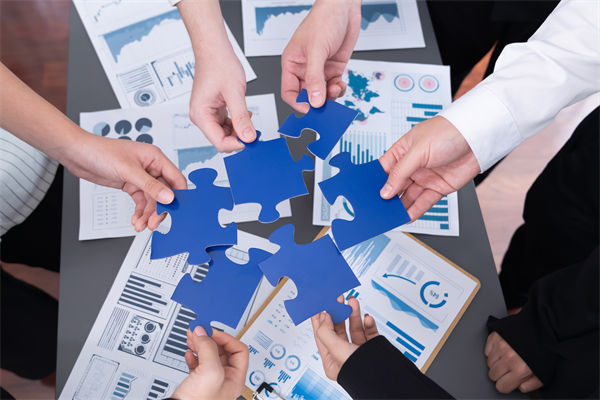 員工對文化認同度低迷，企業(yè)文化怎樣筑牢凝聚力？